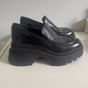 MICHAEL KORS Black Loafers (Brand New)
